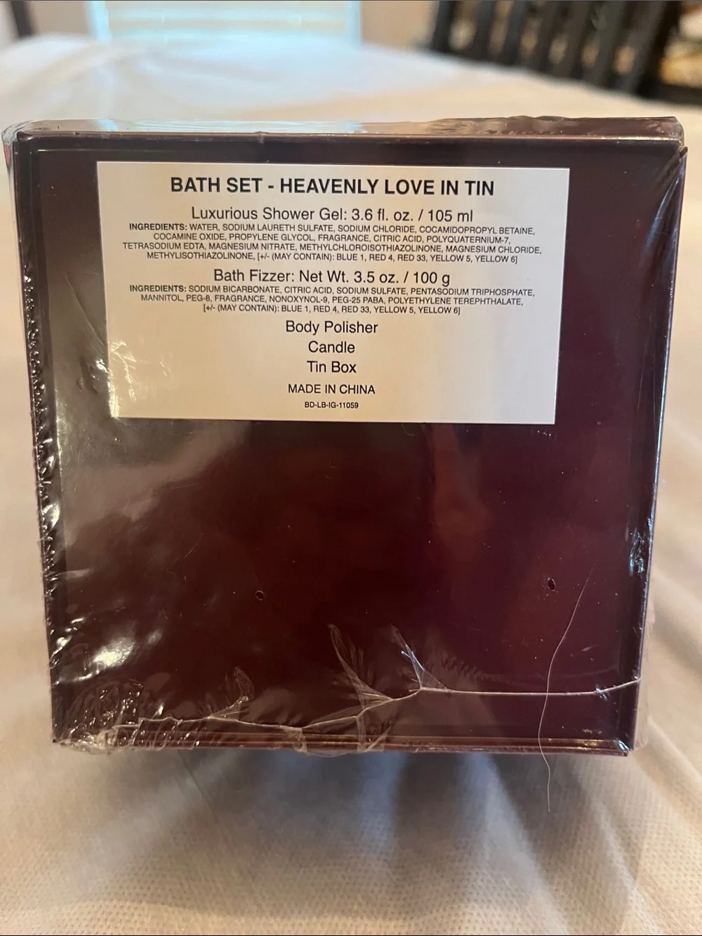 Luxurious Shower Gel Gift Set - Red & Gold